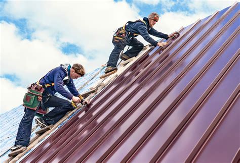 installing metal panels on roof